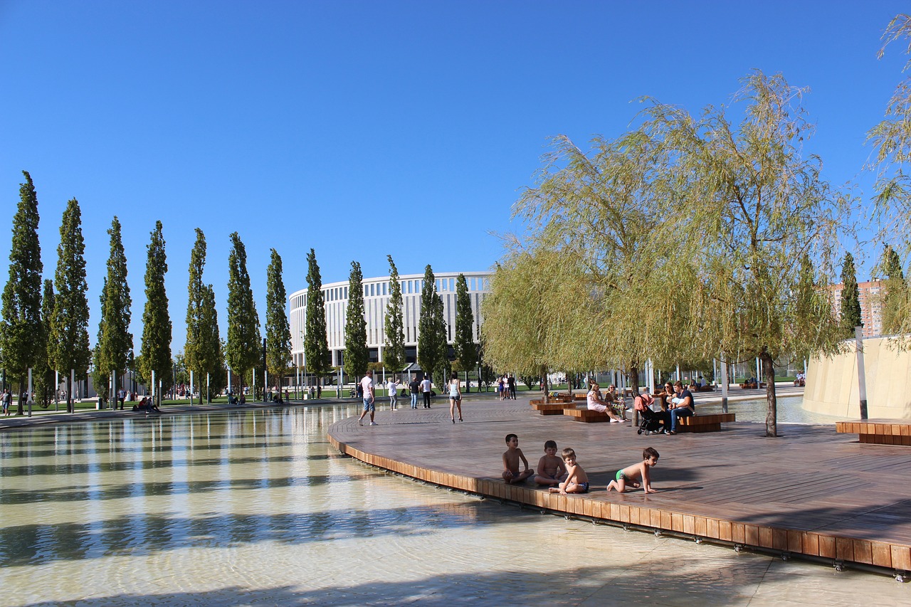 经过梅西的 经过梅西的